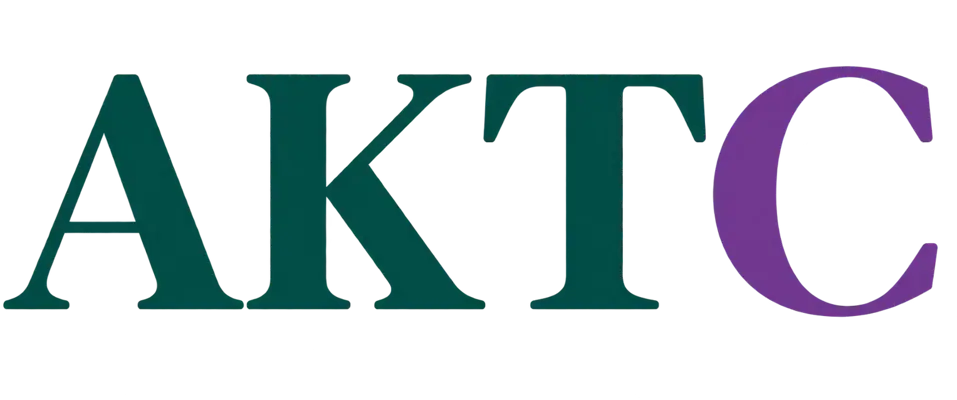AKTC-logo met groene letters en paarse C